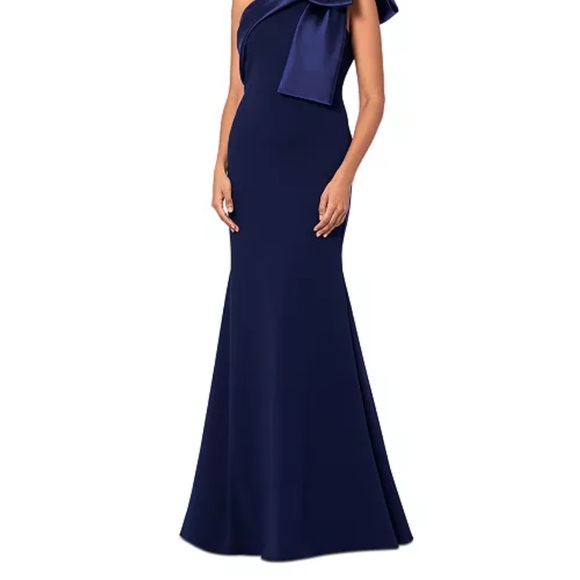 Betsey & Adam One Shoulder Evening Gown with Bow - Picture 3 of 4